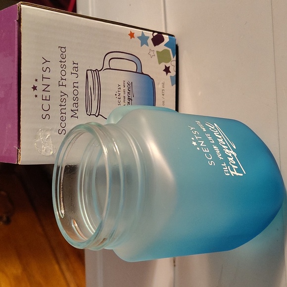 Scentsy Frosted Mason Jar - Picture 2 of 4